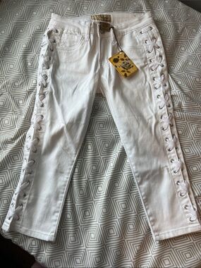 Hybrid & Company White Capri pants laced up sides NWT SZ S